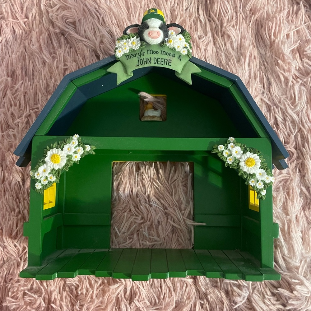 Marry Moo Moo barn